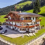 Marchfeld 4 *
