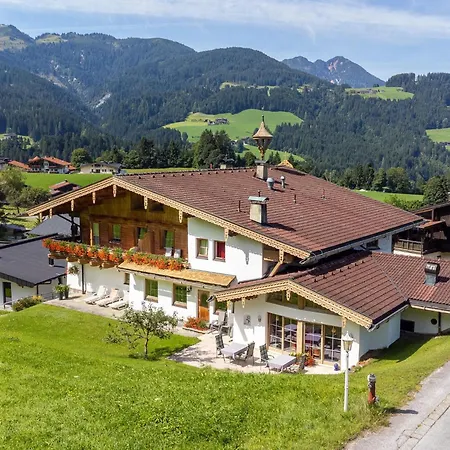 Marchfeld 4 فيلدشوناو